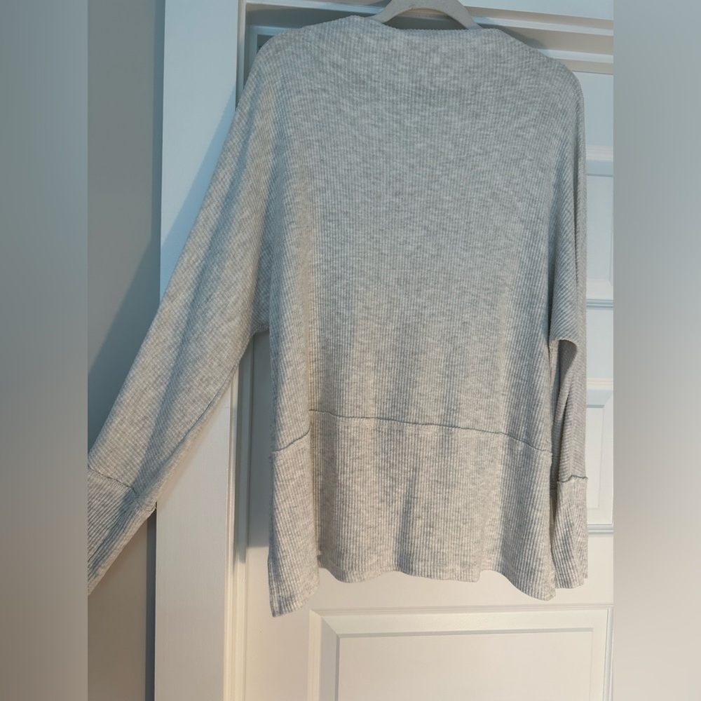 Women's Gray Sweater